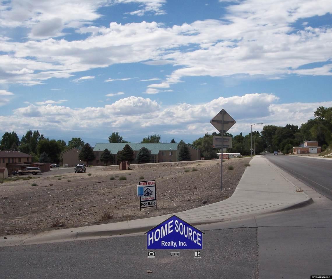  Riverview Road - Photo 1