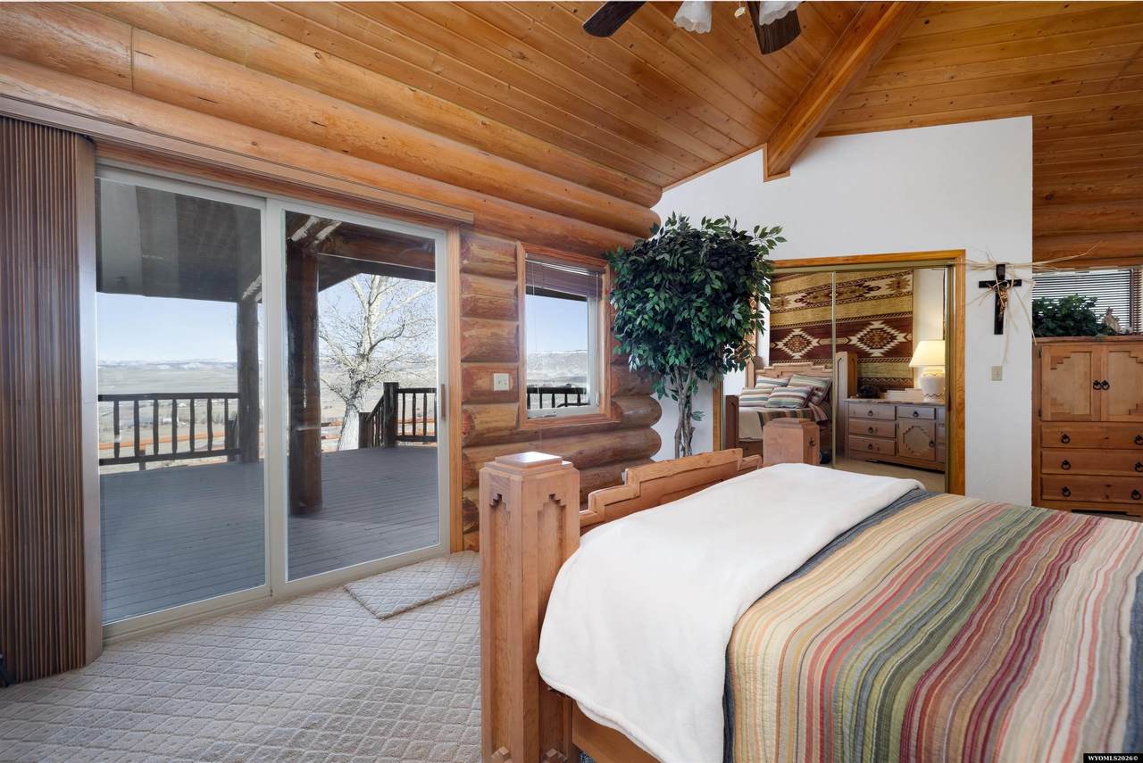 https://bt-photos.global.ssl.fastly.net/wyoming/1280_boomver_1_20263727-2.jpg