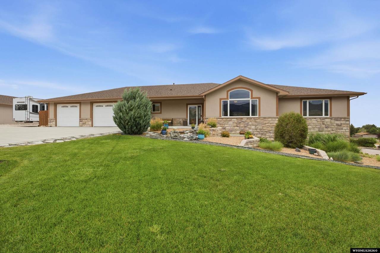 https://bt-photos.global.ssl.fastly.net/wyoming/1280_boomver_1_20263817-2.jpg