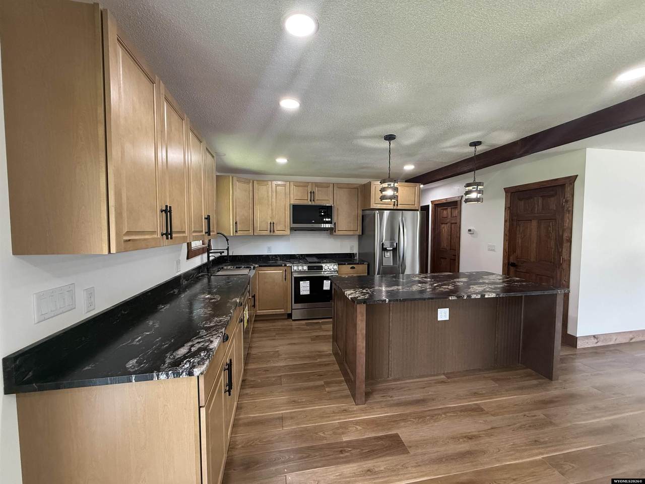 https://bt-photos.global.ssl.fastly.net/wyoming/1280_boomver_1_20263834-2.jpg