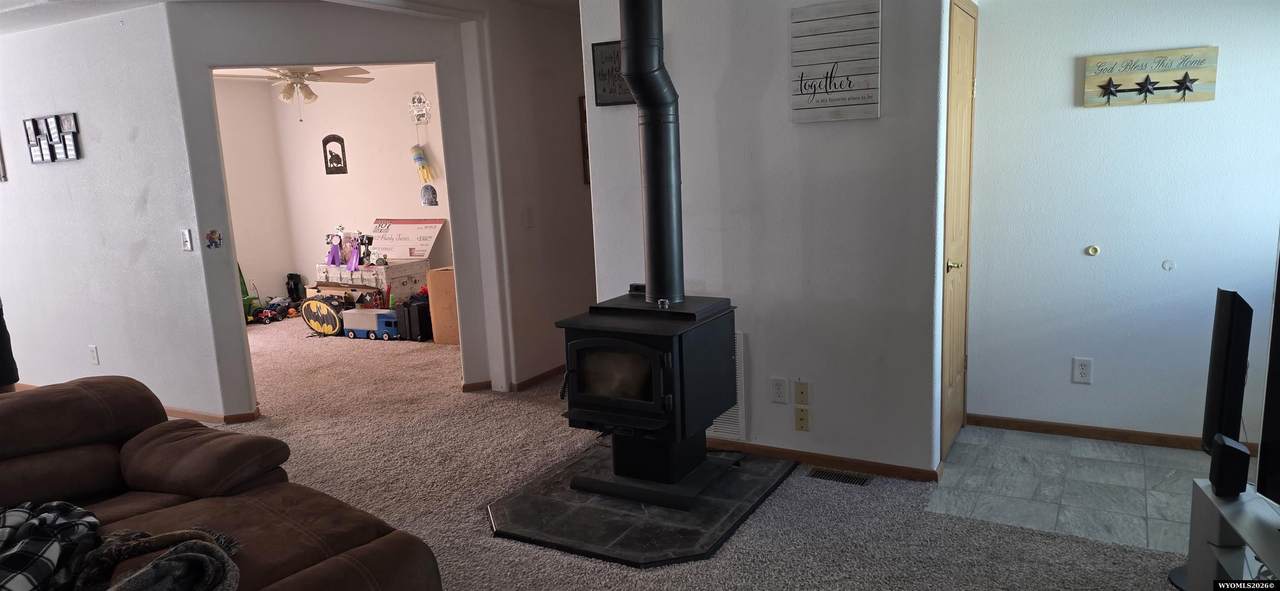 https://bt-photos.global.ssl.fastly.net/wyoming/1280_boomver_1_20263851-2.jpg