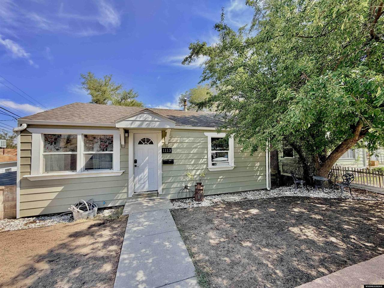 1113 Vermont St - Photo 1