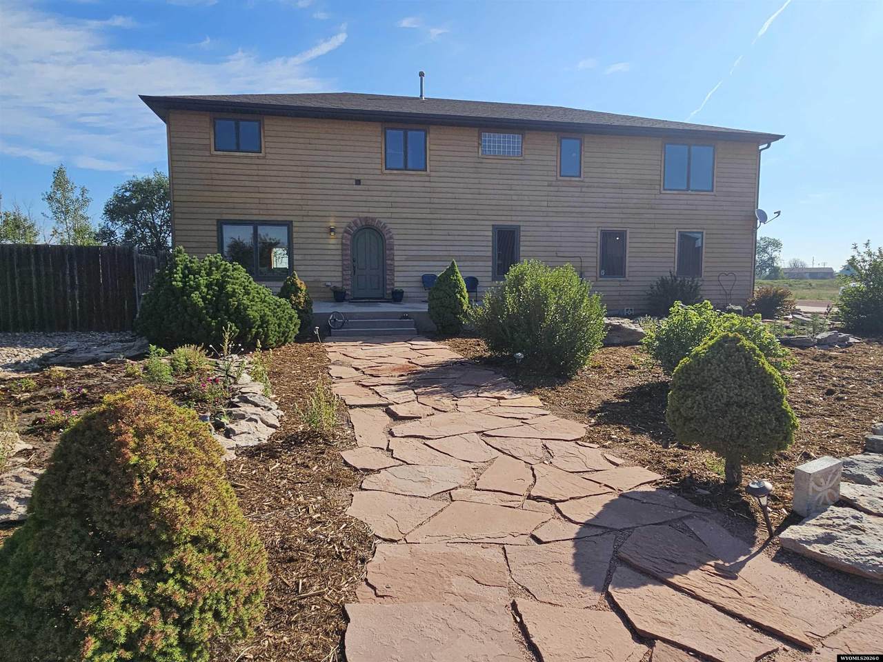 https://bt-photos.global.ssl.fastly.net/wyoming/1280_boomver_1_20263859-2.jpg