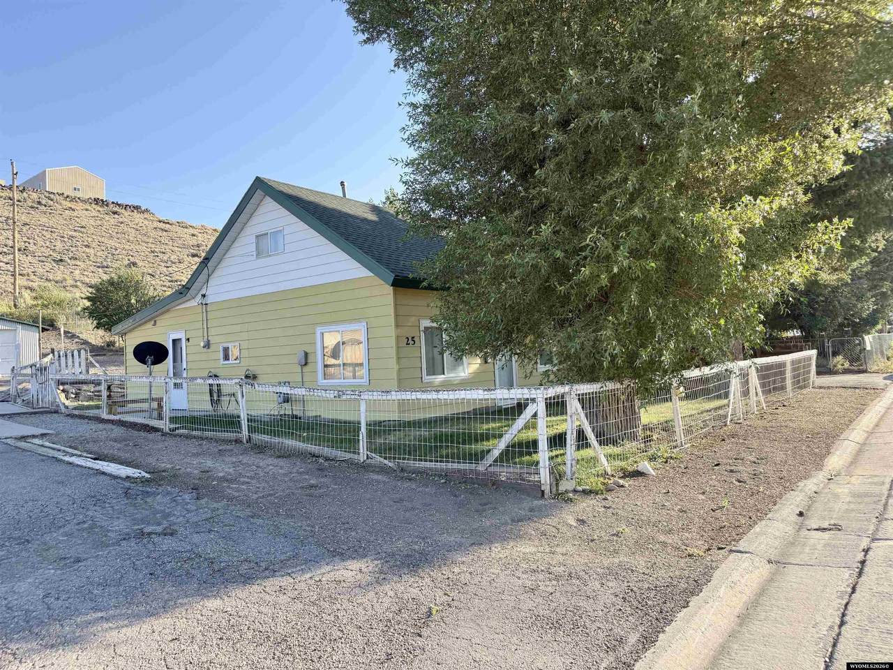 https://bt-photos.global.ssl.fastly.net/wyoming/1280_boomver_1_20263904-2.jpg