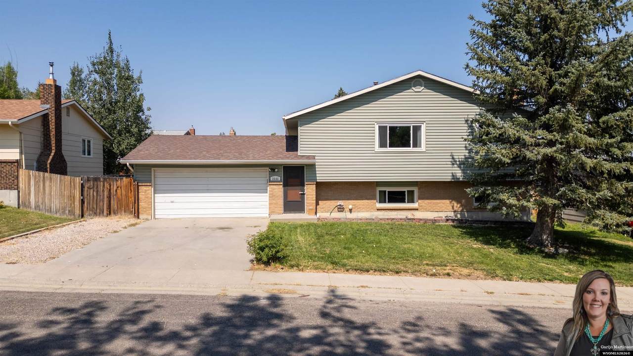 2332 Breck Avenue - Photo 1