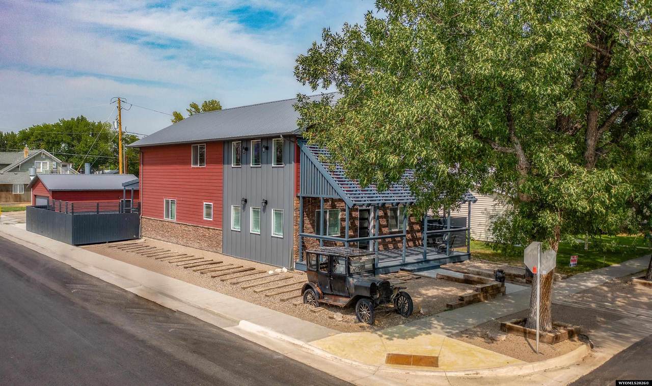 801 Grace Avenue - Photo 1