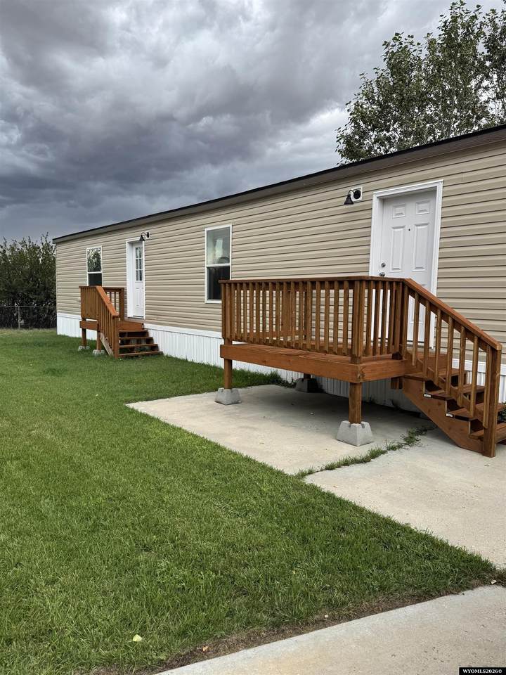 https://bt-photos.global.ssl.fastly.net/wyoming/1280_boomver_1_20264174-2.jpg