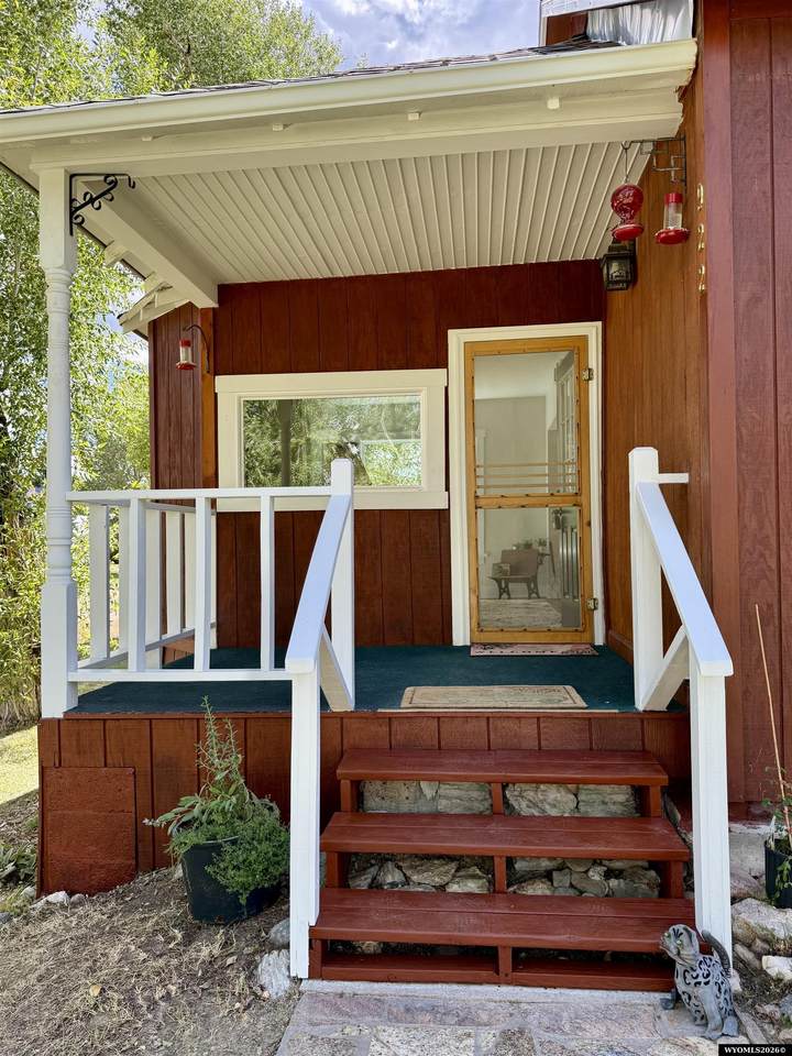 https://bt-photos.global.ssl.fastly.net/wyoming/1280_boomver_1_20264227-2.jpg