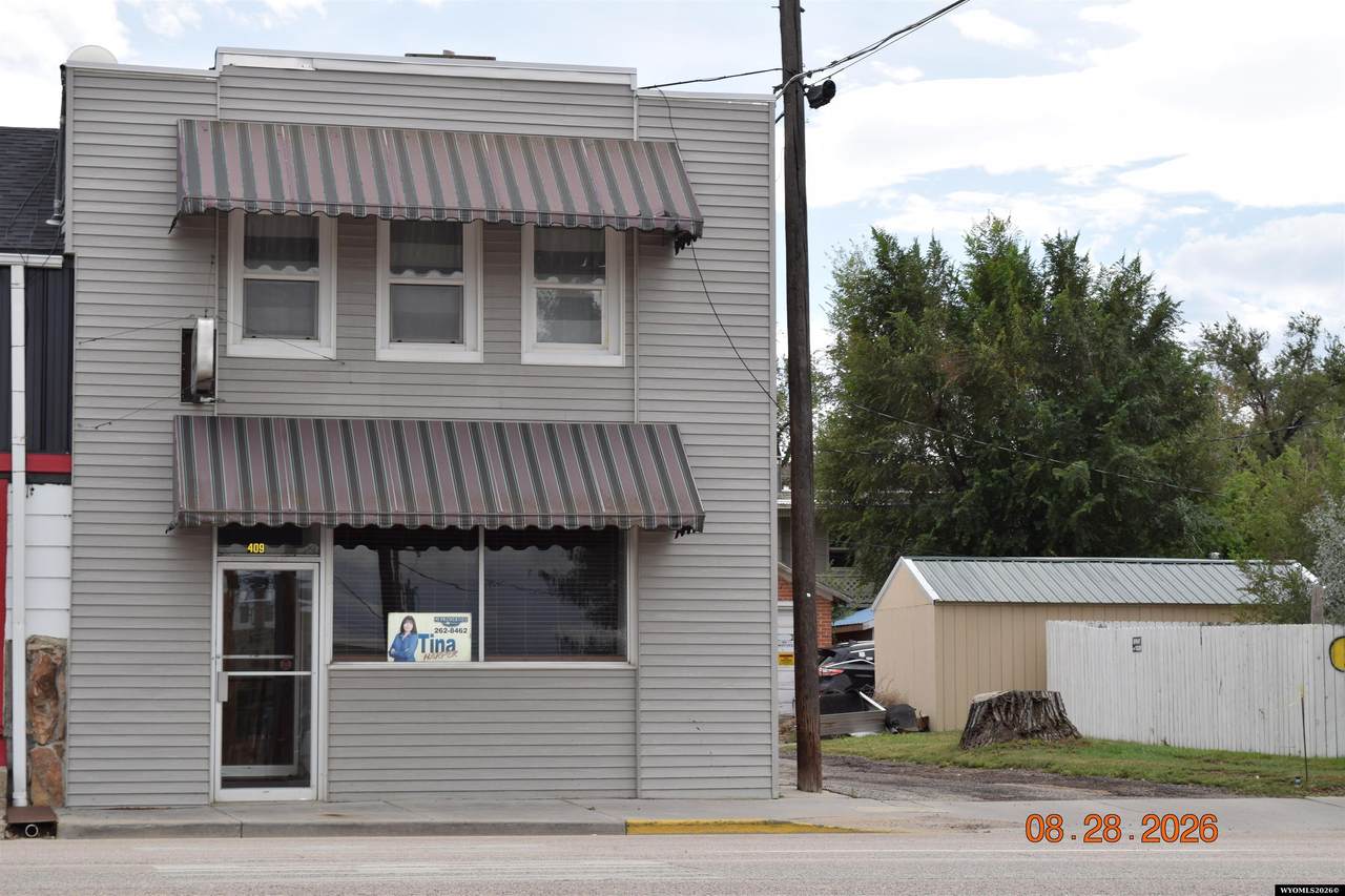 409 Birch - Photo 1