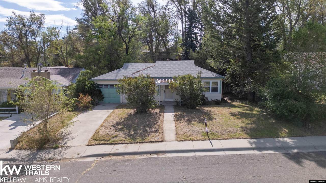 129 Montana Avenue - Photo 1