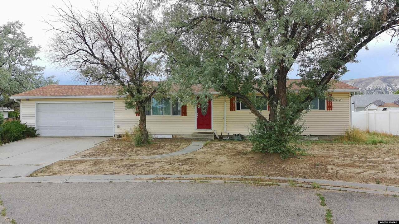 1105 View Street - Photo 1
