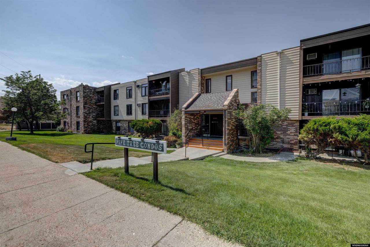 4500 Poplar #204A - Photo 1