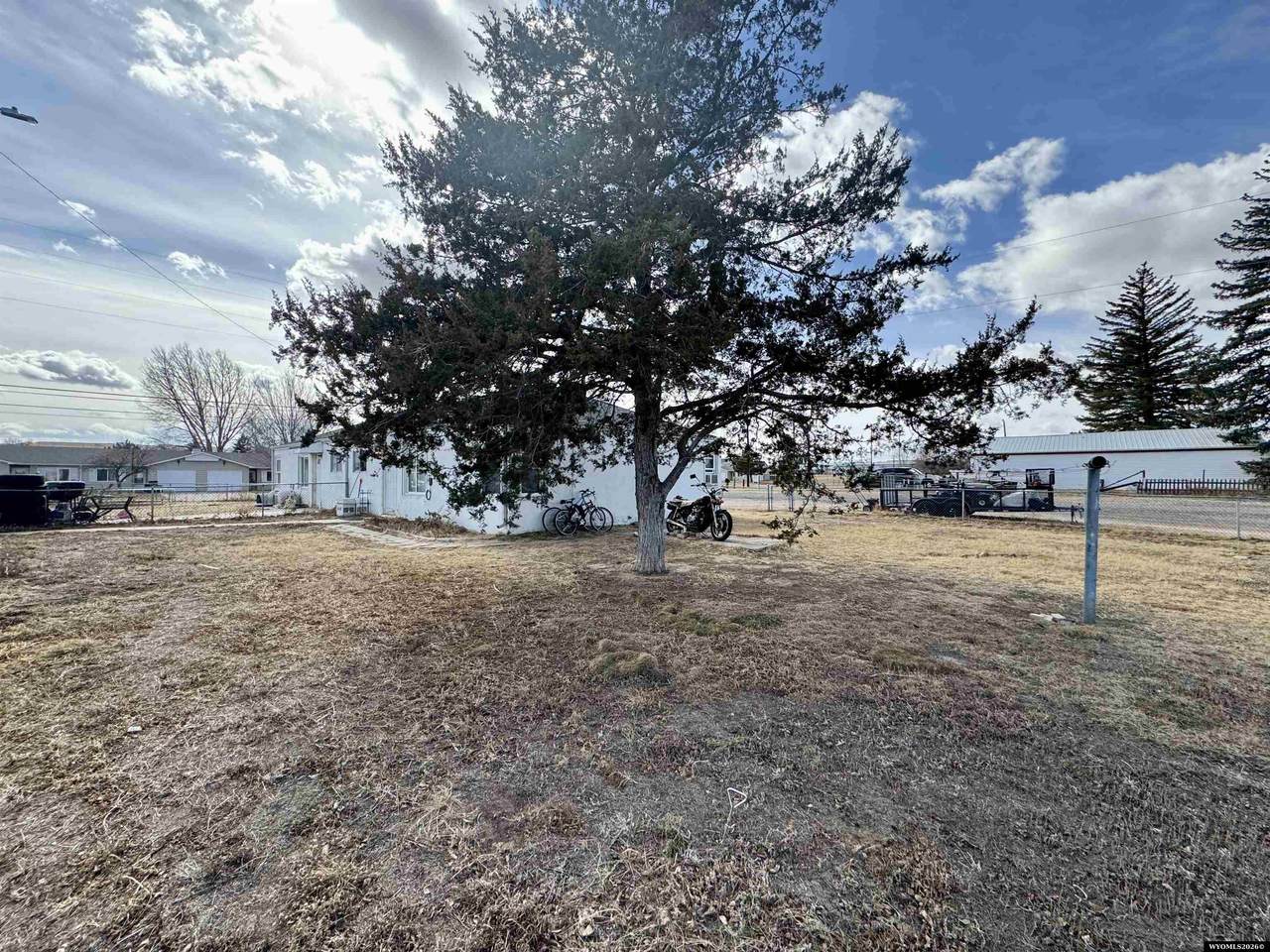 https://bt-photos.global.ssl.fastly.net/wyoming/1280_boomver_1_20264425-2.jpg