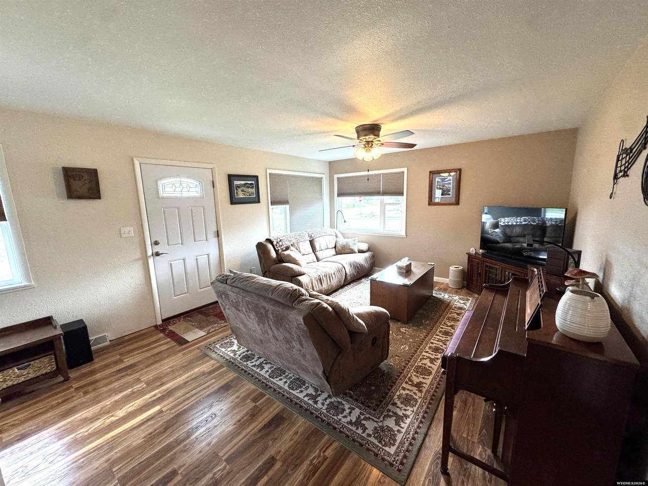 https://bt-photos.global.ssl.fastly.net/wyoming/1280_boomver_1_20264430-2.jpg