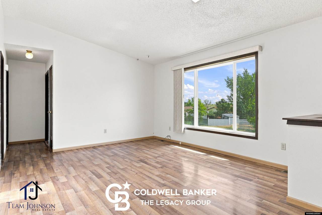 https://bt-photos.global.ssl.fastly.net/wyoming/1280_boomver_1_20264461-2.jpg