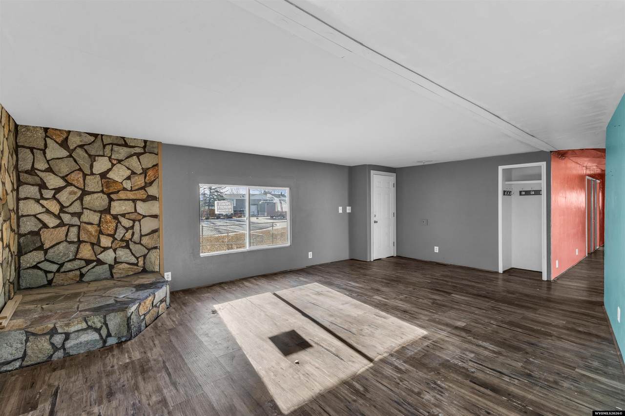 https://bt-photos.global.ssl.fastly.net/wyoming/1280_boomver_1_20264701-2.jpg