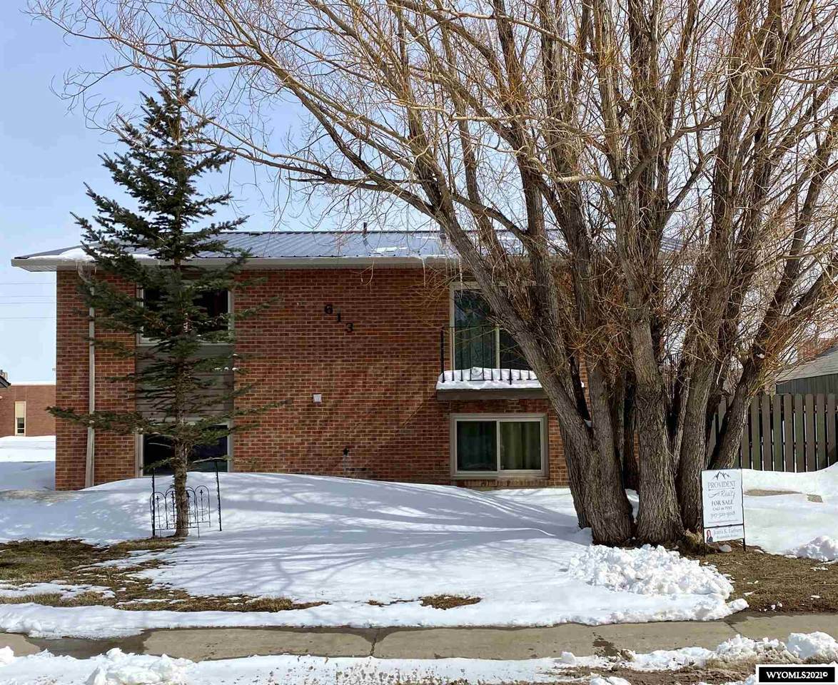 613 Oregon Street - Photo 1