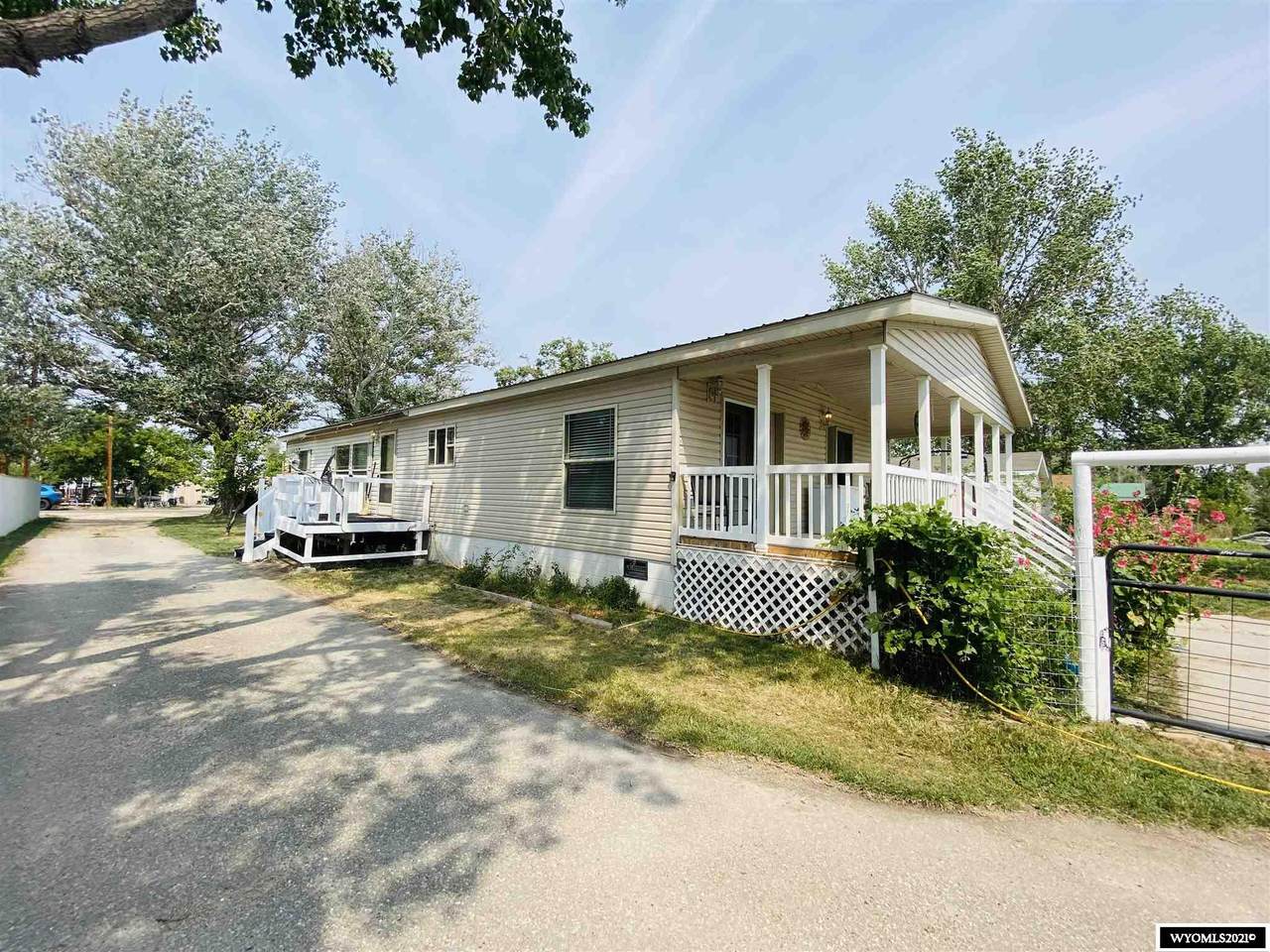 1131 Smylie Road - Photo 1