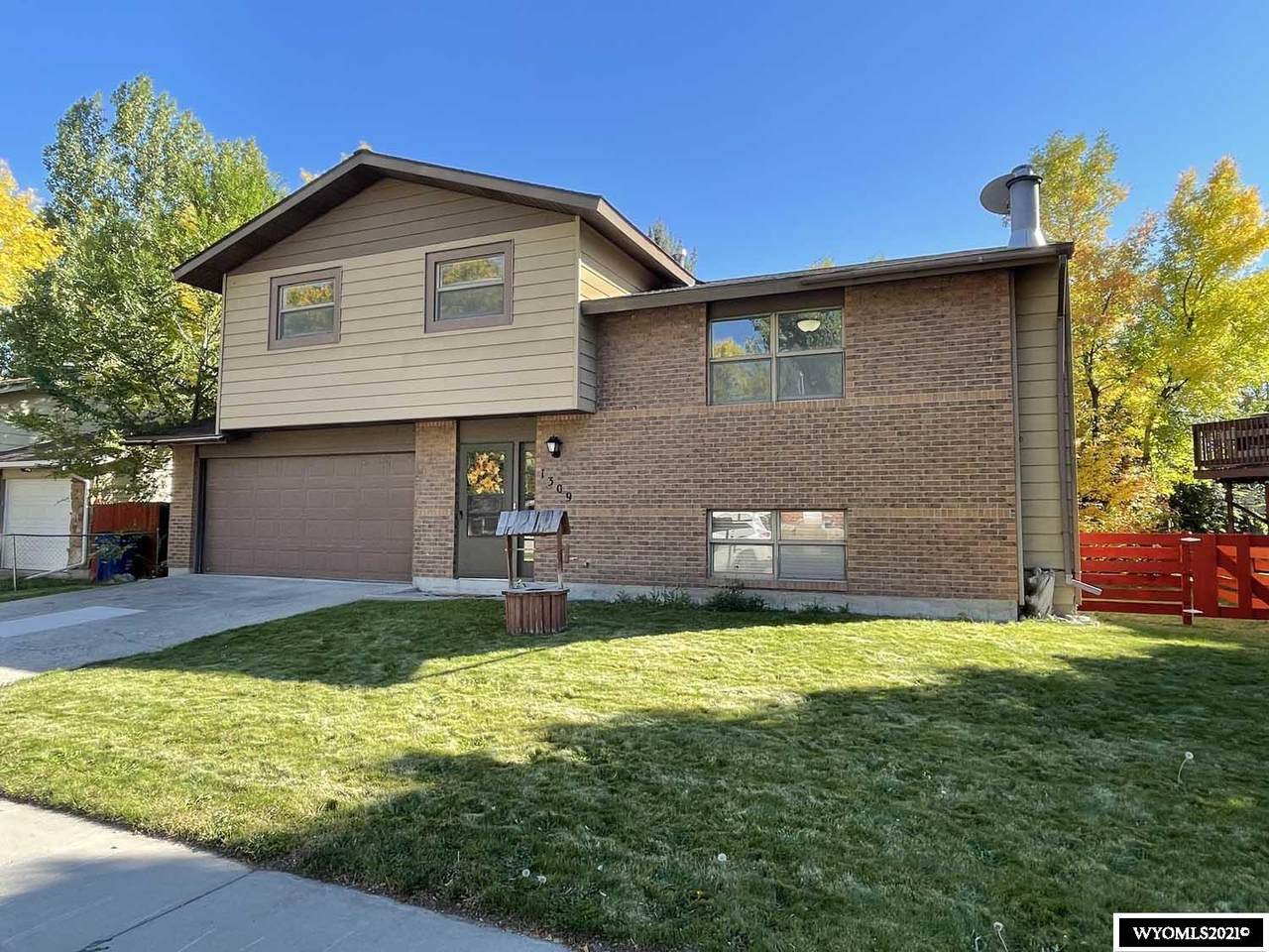1309 Maple Lane - Photo 1