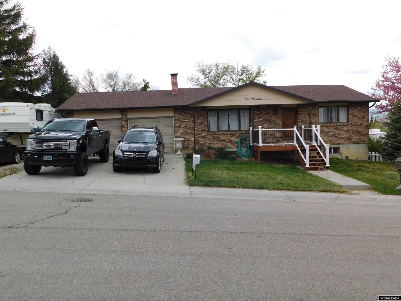 414 Agate Street - Photo 1