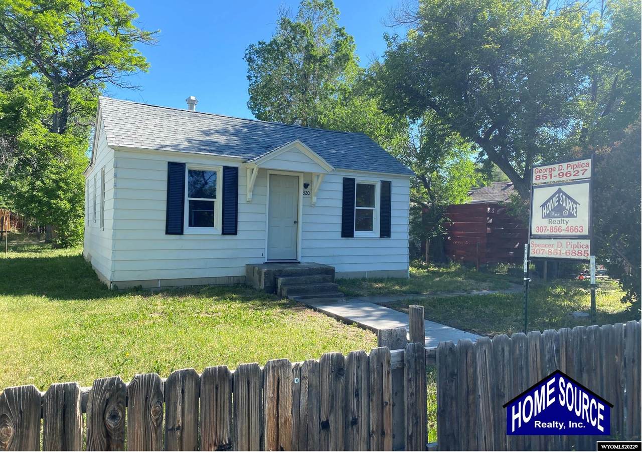 920 Fremont Avenue - Photo 1