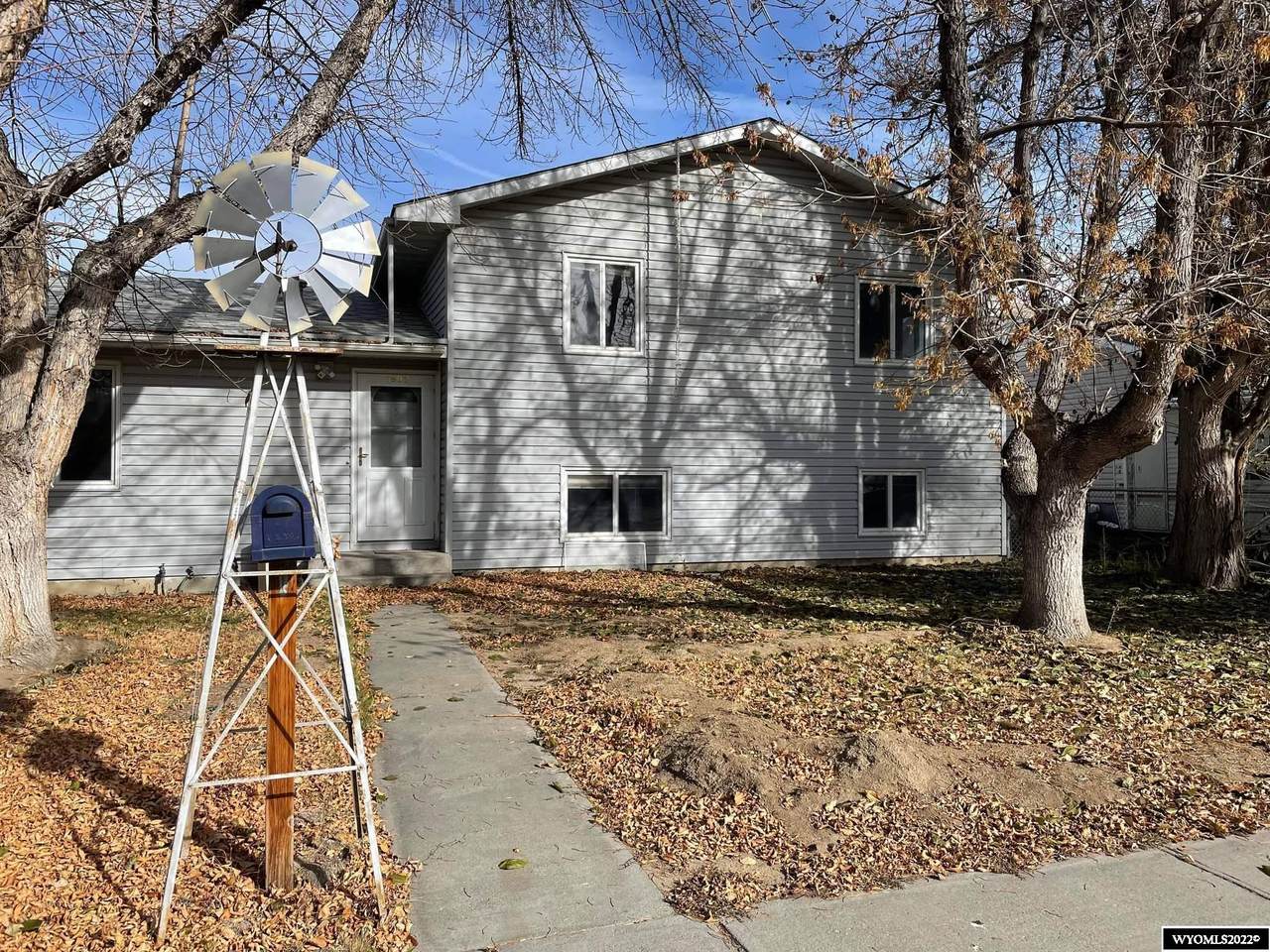 1909 Gregg Avenue - Photo 1