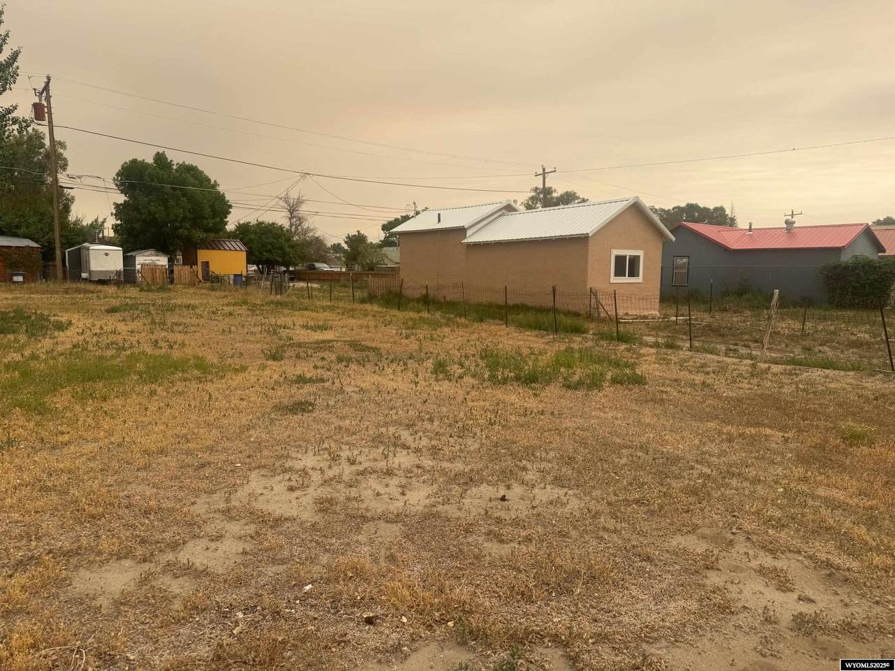 527 Hugus Street - Photo 1