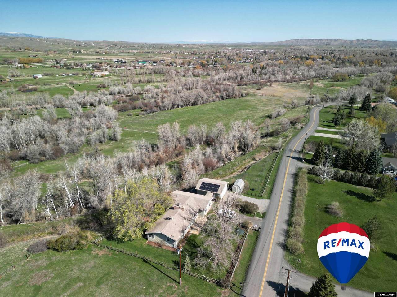 2021 Hillcrest Drive - Photo 1