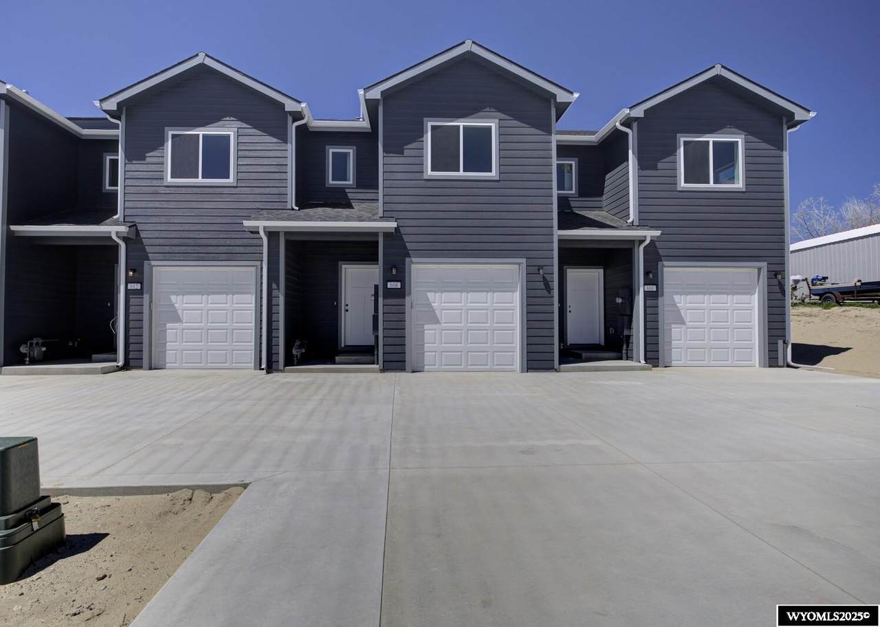 600 Badger Lane - Photo 1