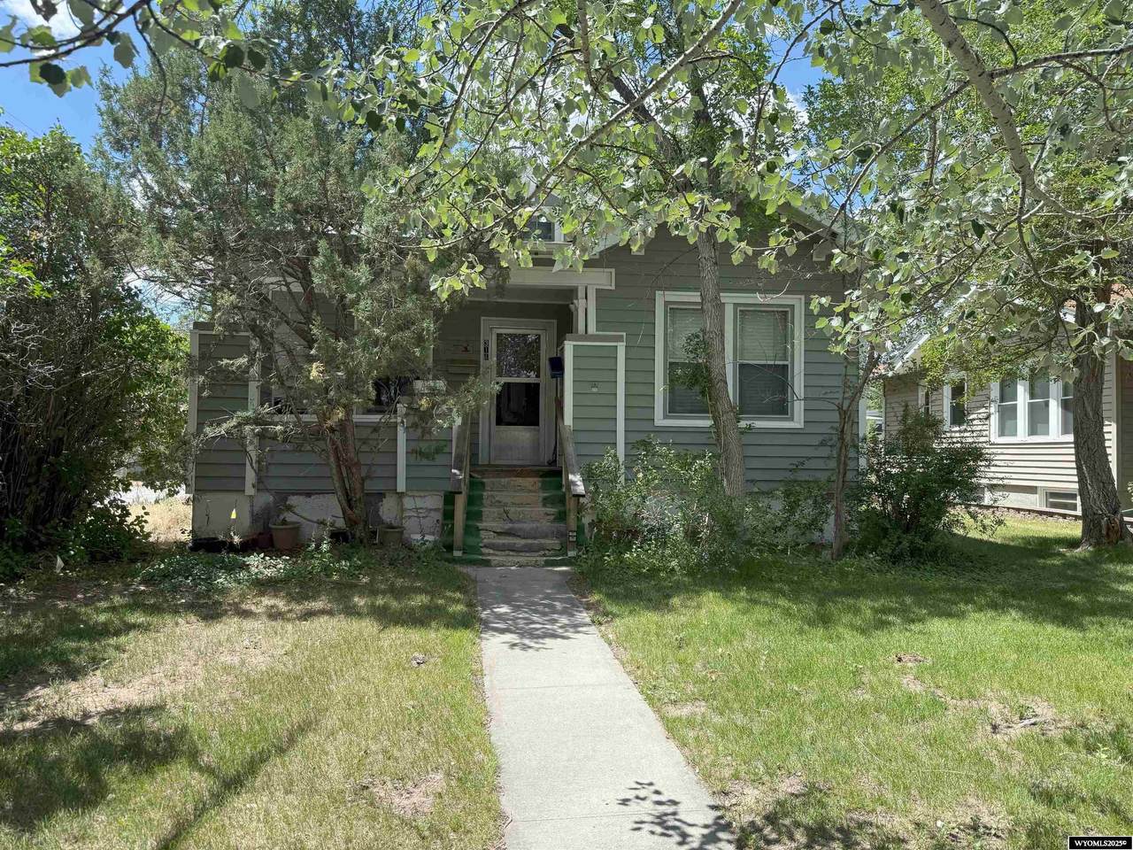 314 6th St E - Photo 1