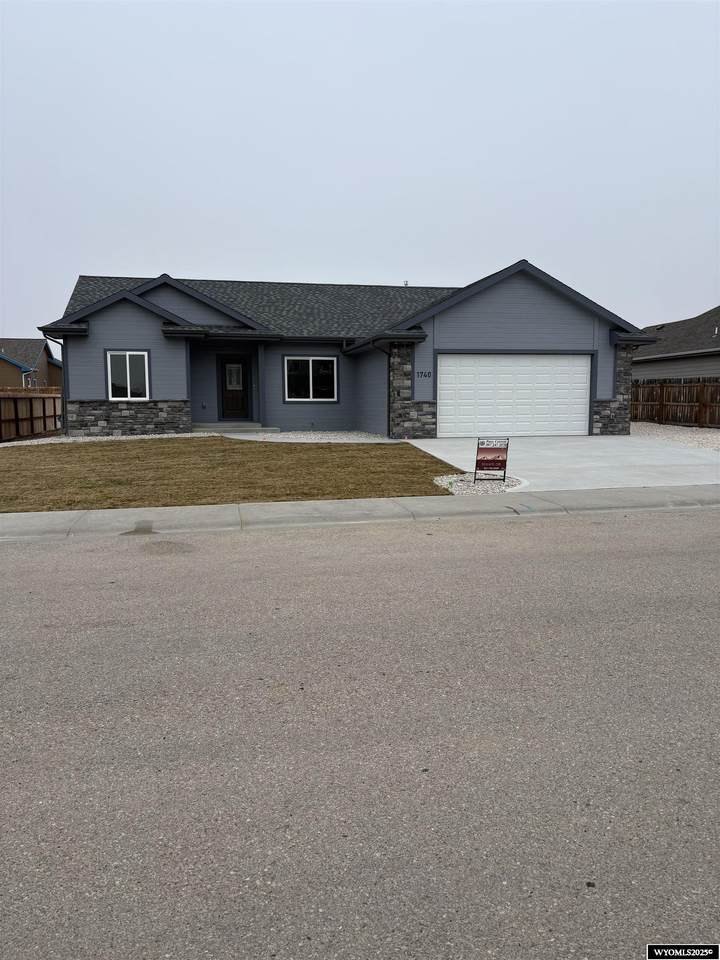 1740 Inca Trail - Photo 1