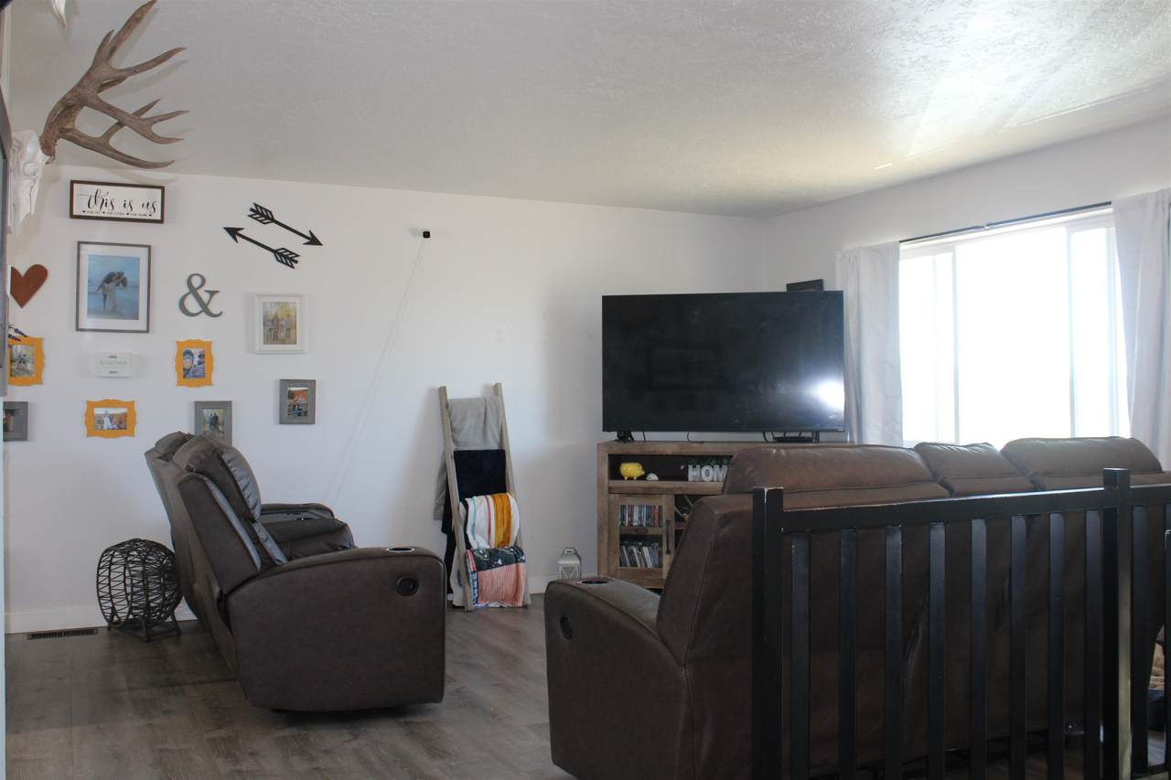 https://bt-photos.global.ssl.fastly.net/wyoming/1280_boomver_2_20256222-2.jpg