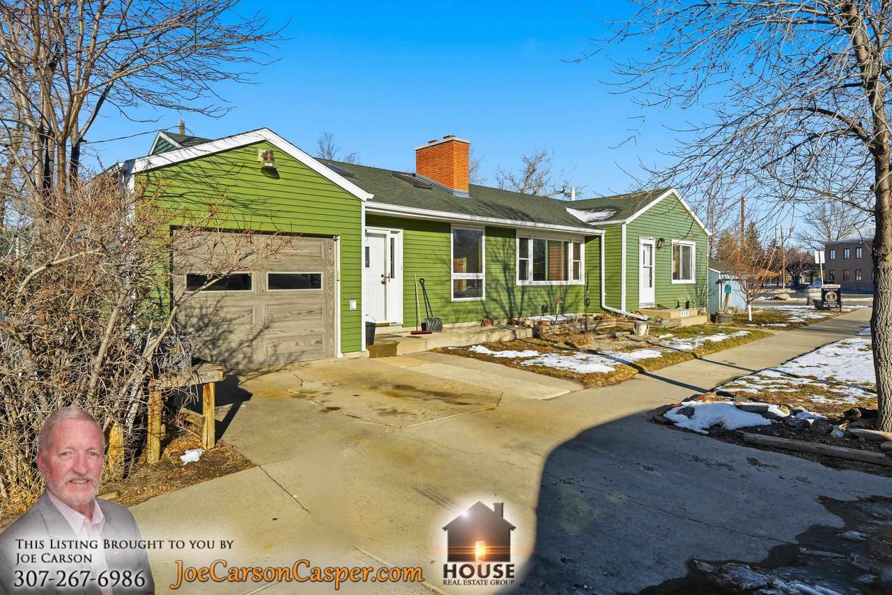 606 11th Street - Photo 1