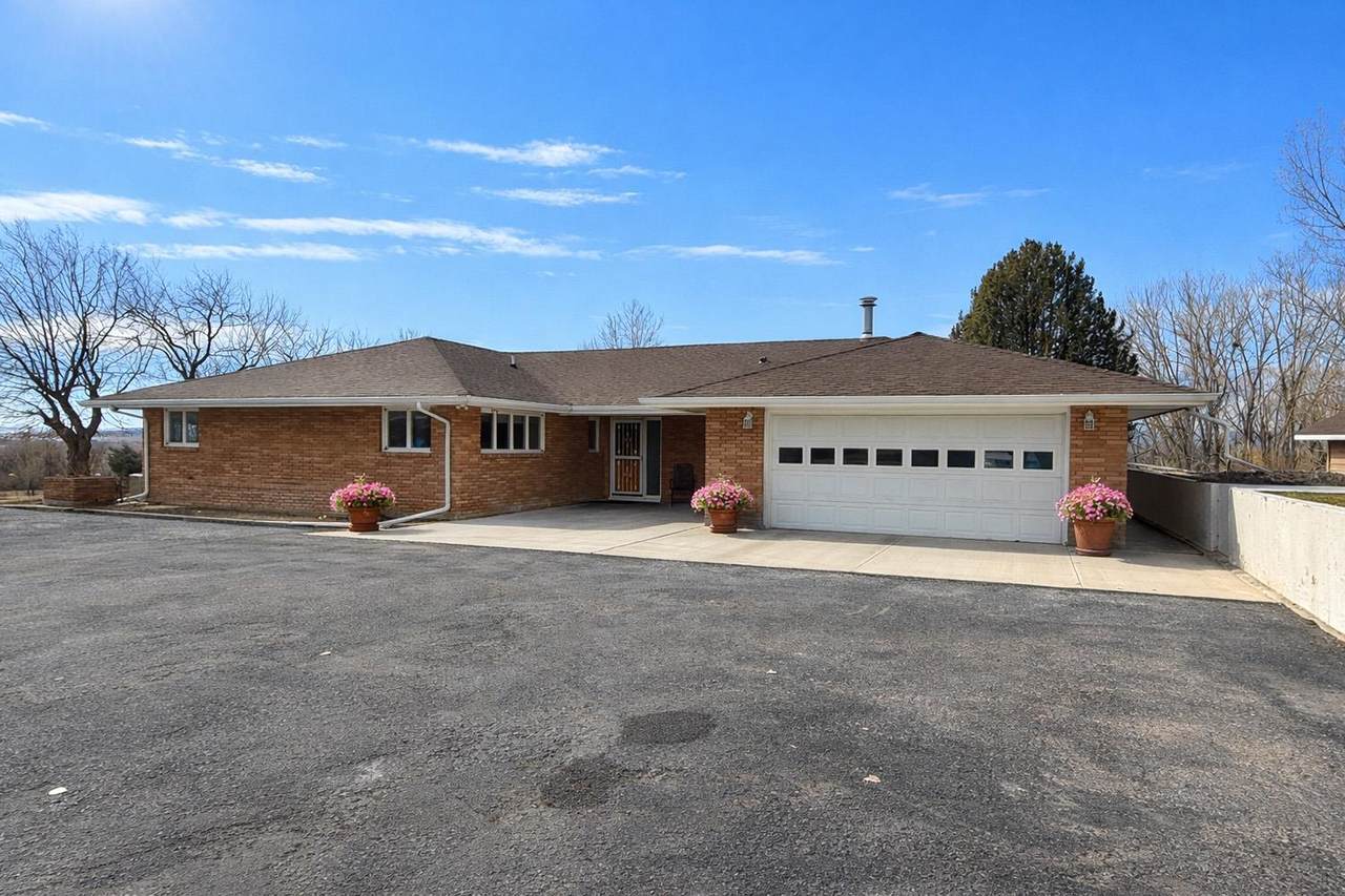 2443 Main Street - Photo 1