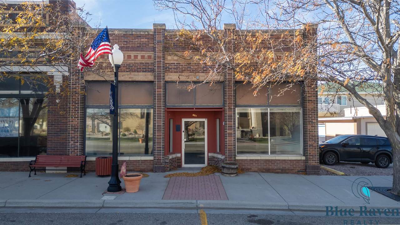 807 9th Street - Photo 1