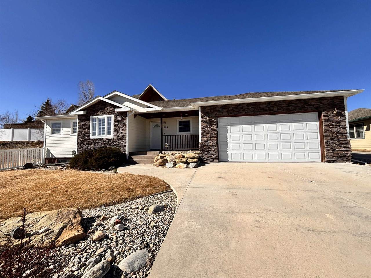280 Juniper Street - Photo 1