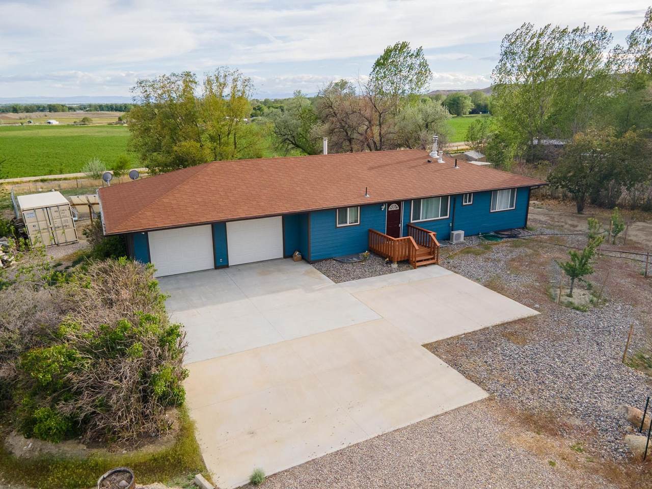 94 Cliff Drive - Photo 1