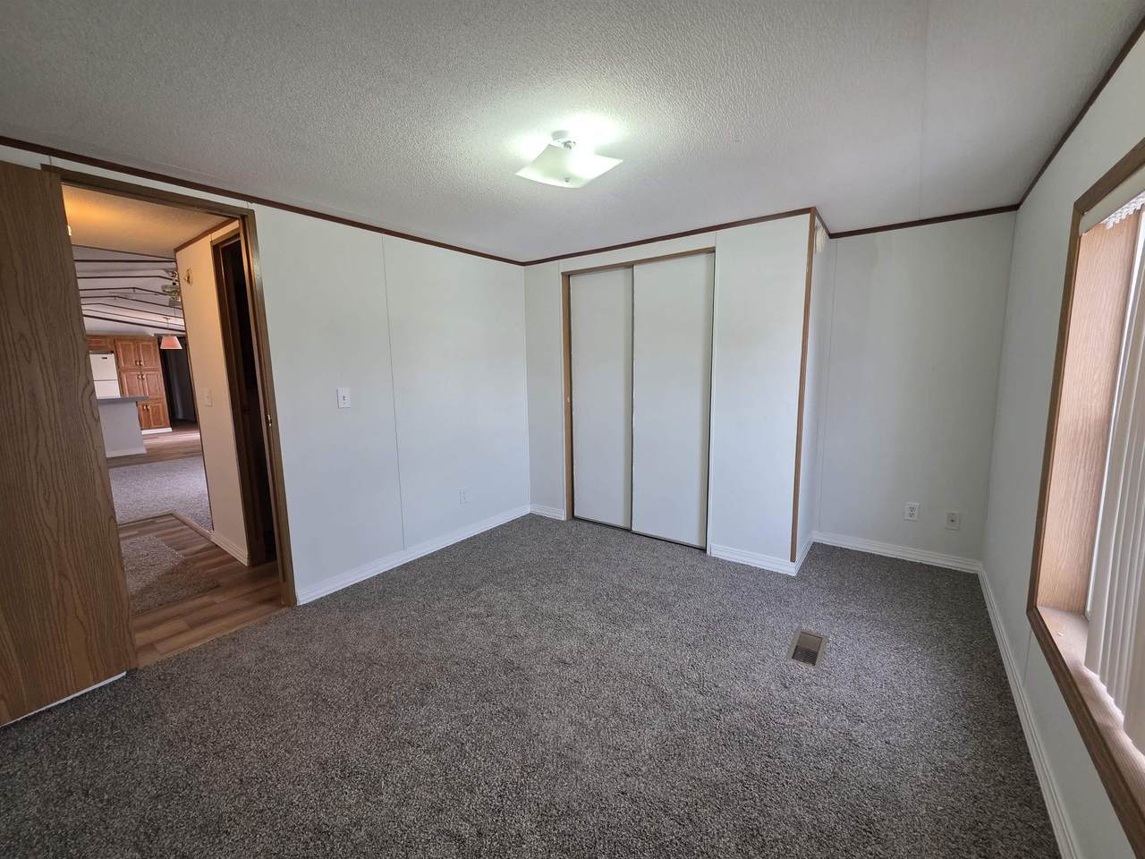 https://bt-photos.global.ssl.fastly.net/wyoming/1280_boomver_2_20261043-2.jpg