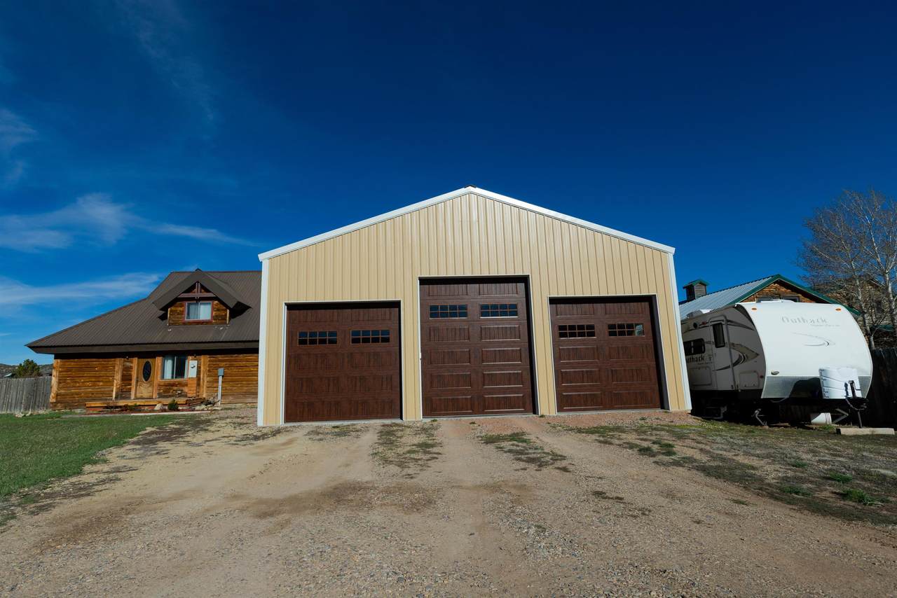 https://bt-photos.global.ssl.fastly.net/wyoming/1280_boomver_2_20261390-2.jpg