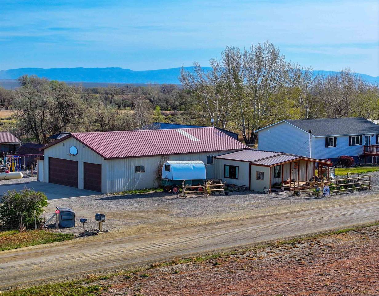 https://bt-photos.global.ssl.fastly.net/wyoming/1280_boomver_2_20261420-2.jpg