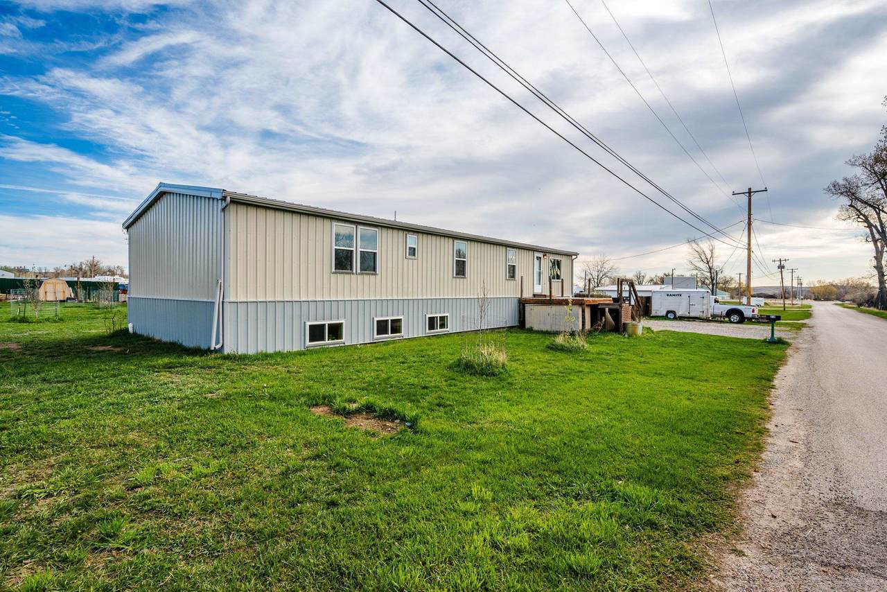 210 Mckinney Street - Photo 1