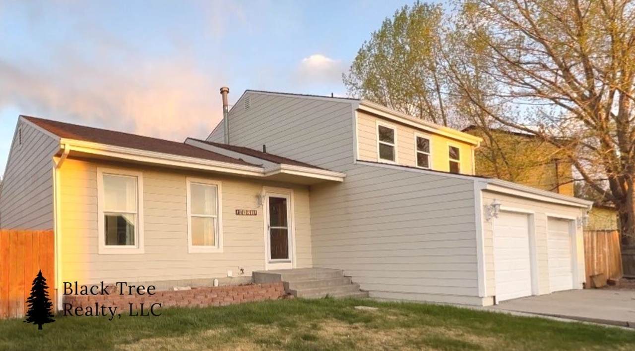 4421 Ash St - Photo 1