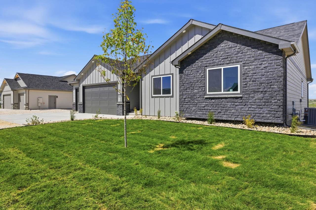6570 Meadow Wind Way - Photo 1