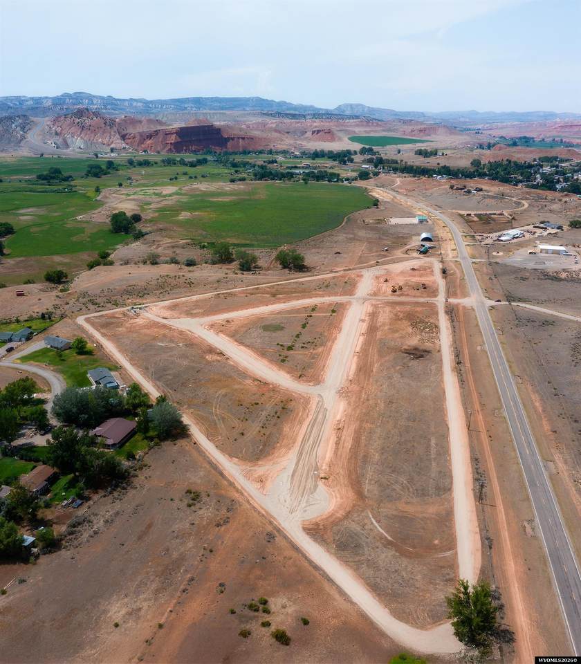 110 Runway Drive - Photo 1