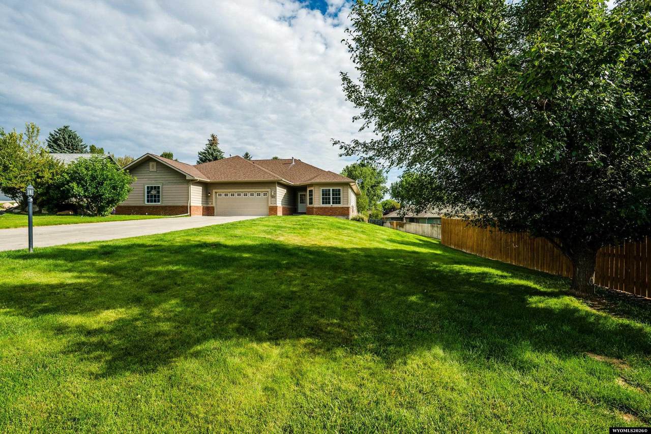 600 Comanche Lane - Photo 1