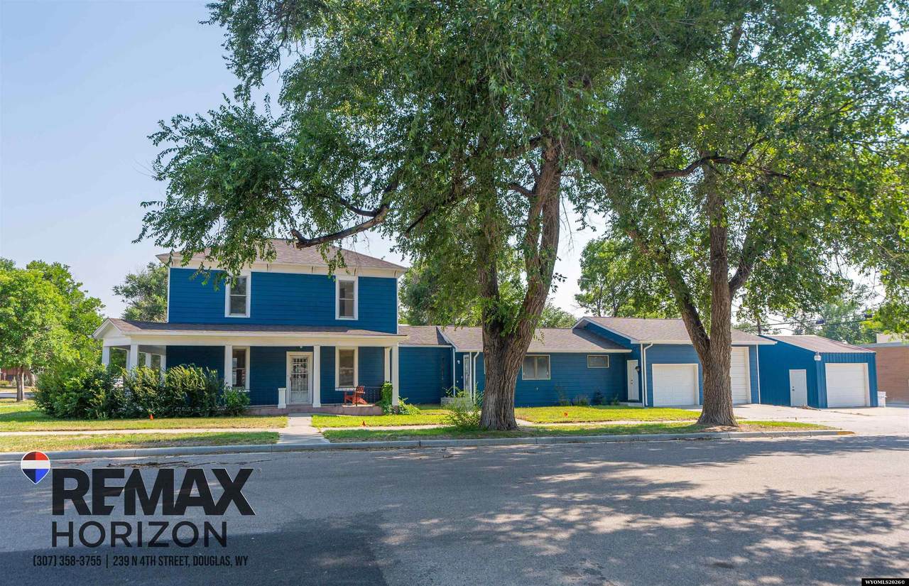 202 4th Street - Photo 1