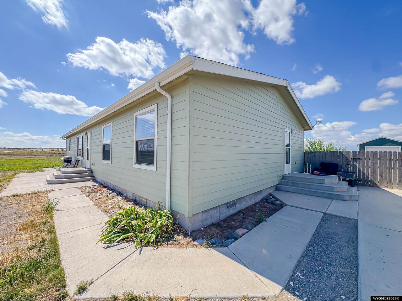 https://bt-photos.global.ssl.fastly.net/wyoming/1280_boomver_2_20263943-2.jpg