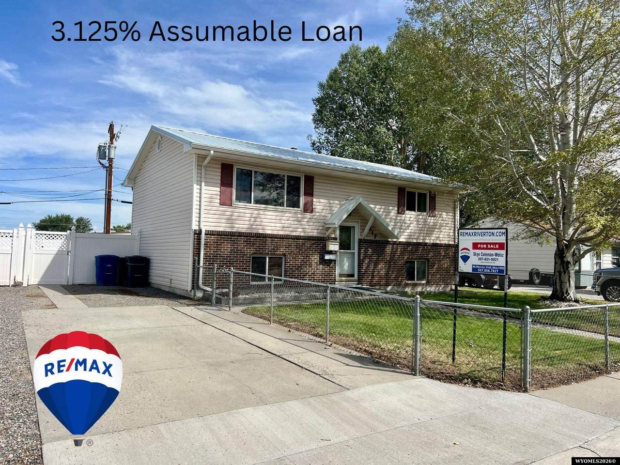917 Eastview - Photo 1