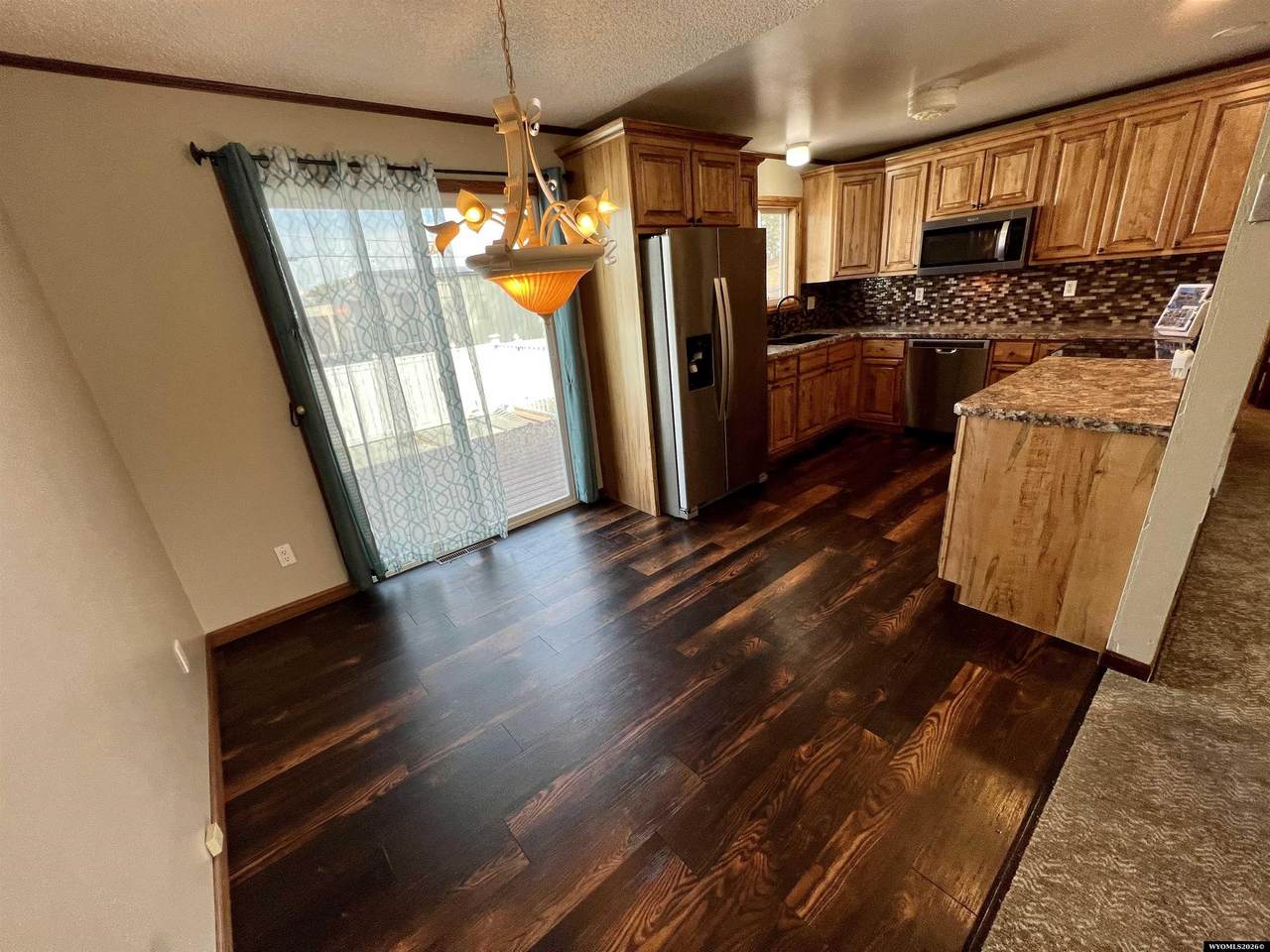 https://bt-photos.global.ssl.fastly.net/wyoming/1280_boomver_2_20264267-2.jpg