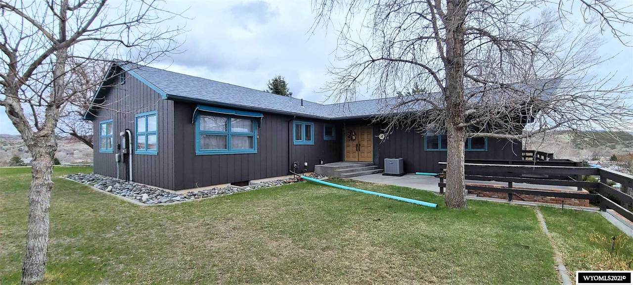 806 Amoretti Street - Photo 1